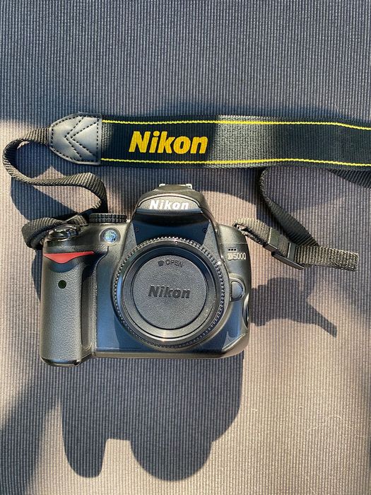 Lustrzanka NIKON D5000 (sam korpus)
