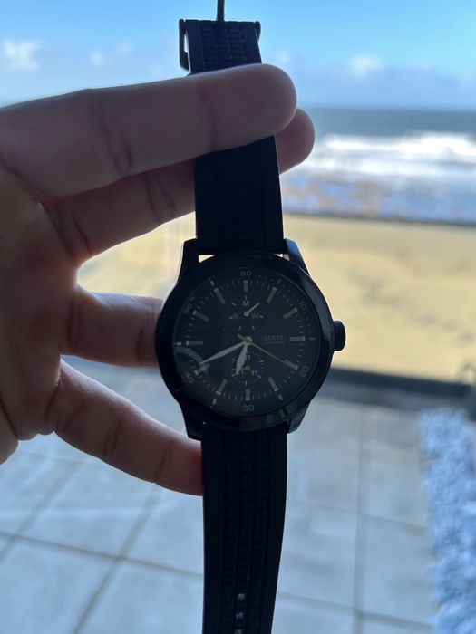 Relógios invicta e Guess
