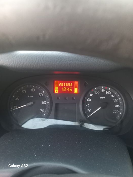 Renault clio comercial A/C