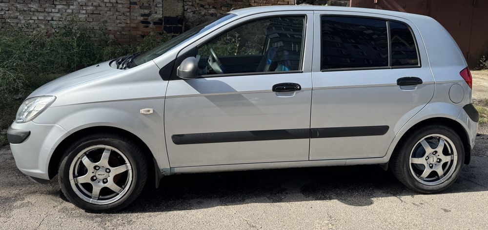 Продам  Hyundai Getz 2007 1,1 бензин
