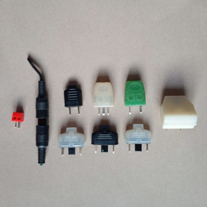 Wtyczki UNITRA UKF FM, DSK AM, 665 i inne PRL