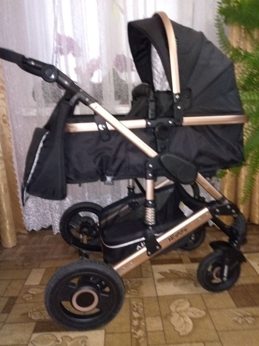 Продам дитячу коляску