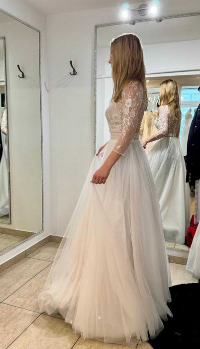 Suknia ślubna z salonu "Violetta", rozmiar 36 / S, STAN IDEALNY !!!