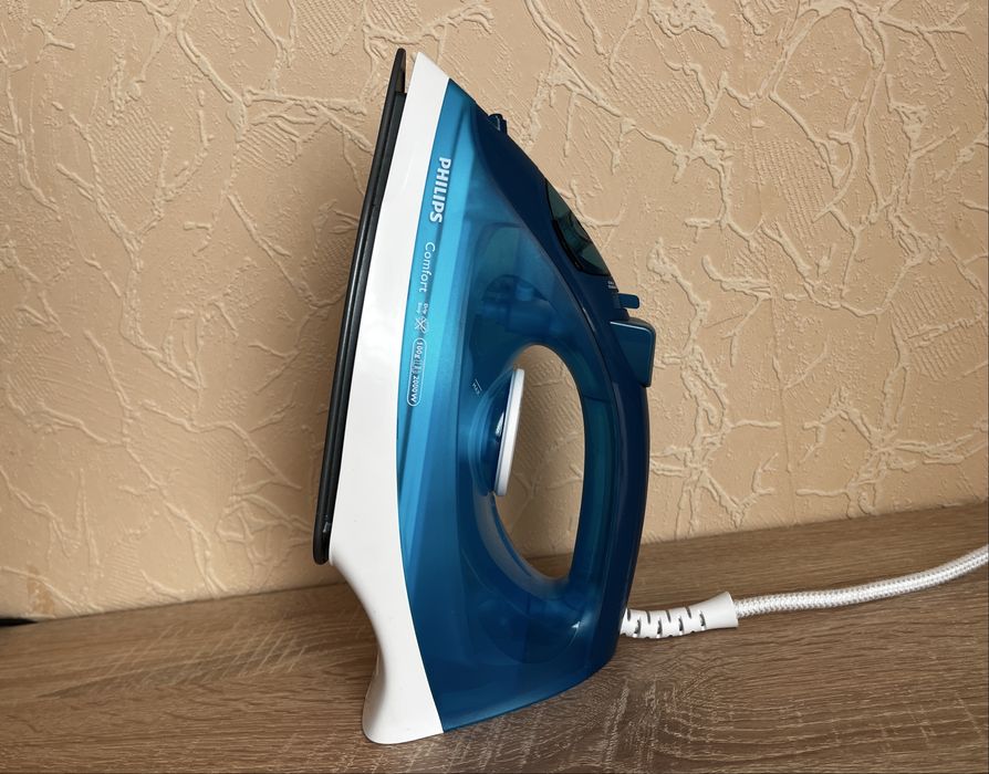 Праска ручна з функцією пару Phillips