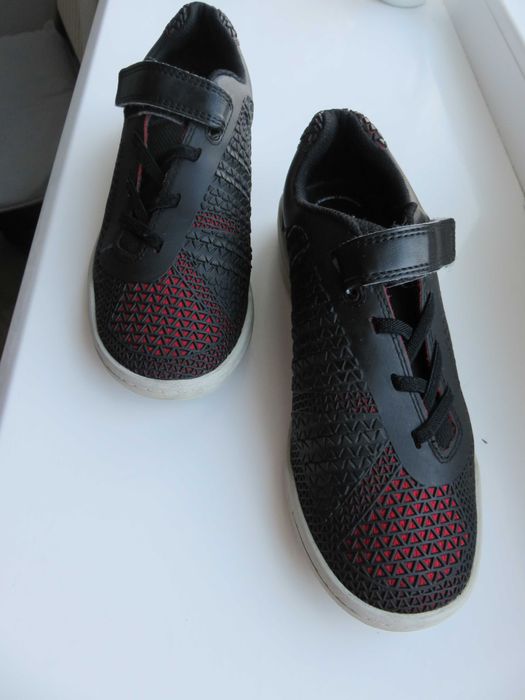 Кроссовки подростковые Clarks Award Swift.Размер 35/36(23,5см)