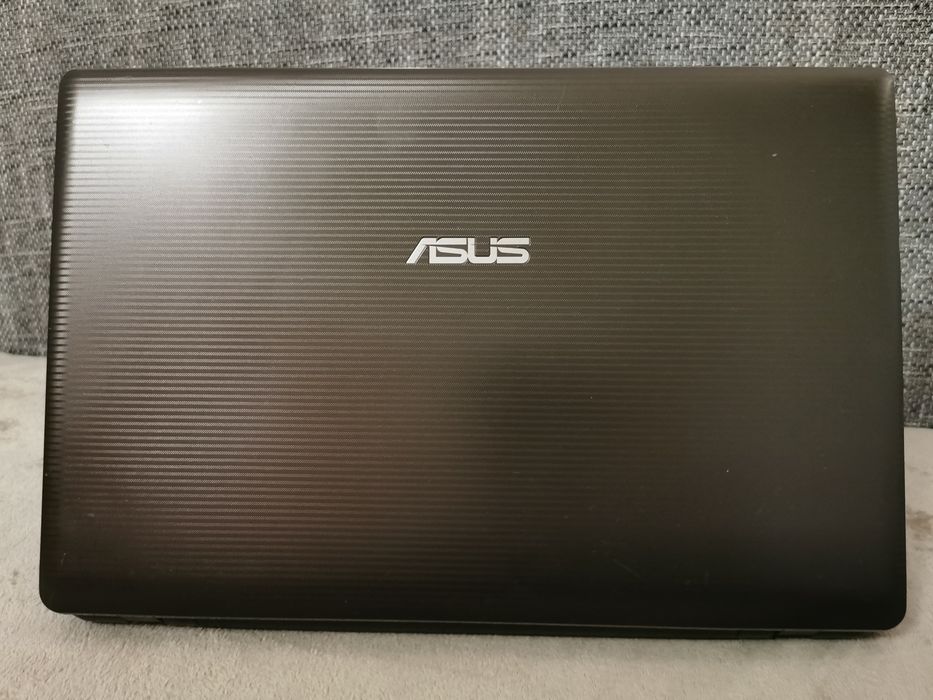 Ноутбук - ASUS/i5/8GB/240SSD