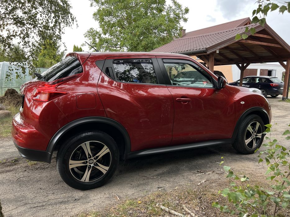 Nissan JUKE  2011r. 1.6 benzyna 117km