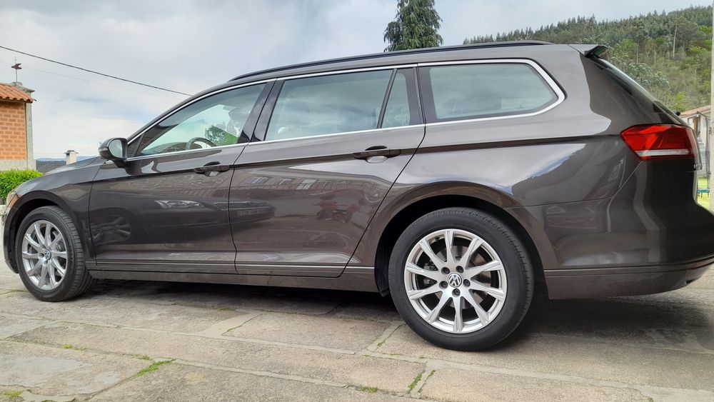 VW  Passat Variant
