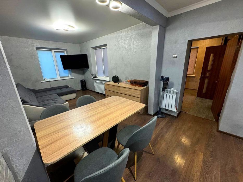 Продаж дачі ЄрмолаЇвка, свій берег річки