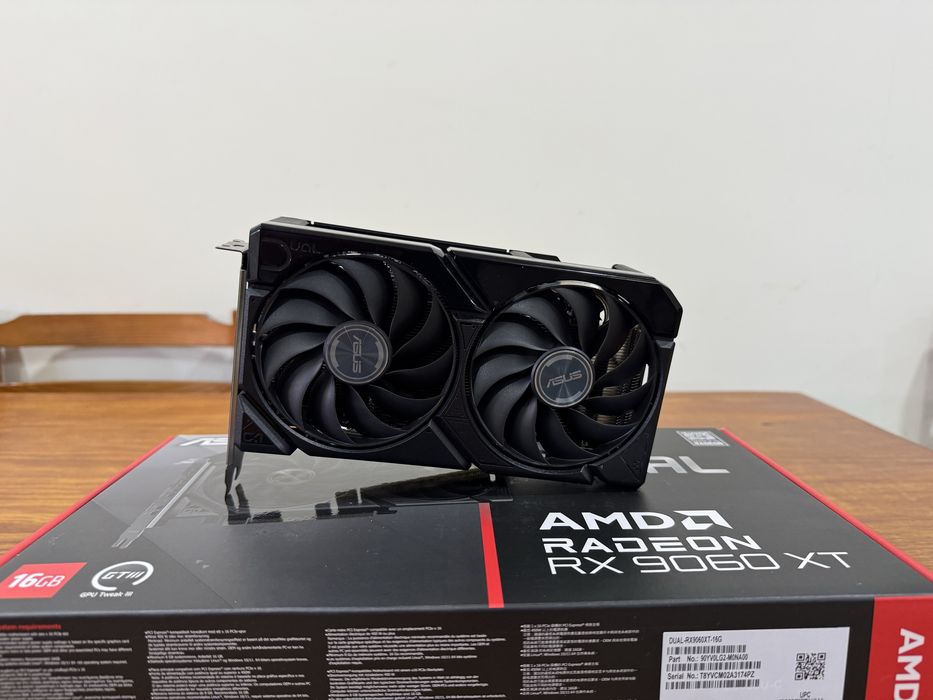 Asus AMD Radeon RX 9060 XT 16GB | Garantia | Como Nova