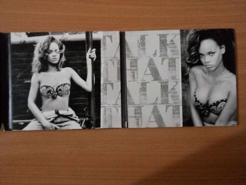 RIHANNA - Talk That Talk Deluxe Edition c/ extras