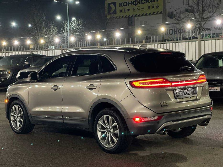 Lincoln MKC 2019 в розтермінування від 17000 грн/м