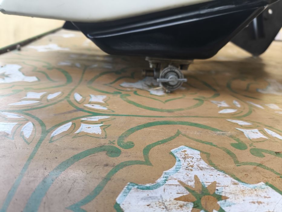 Katm LC4 bak zbiornik boczki korek kranik