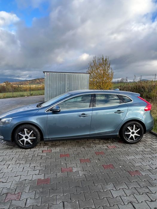Sprzedam Volvo v40 d2