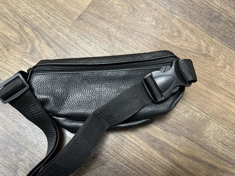 Продам шкіряну бананку