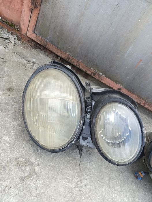 Фари Мерседес бенс W208/ W210/ A208/ C208. 14734800/14734700