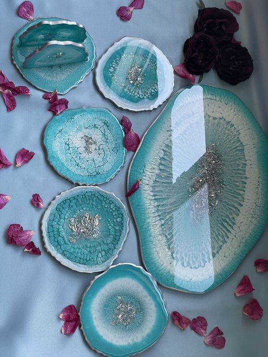 Таця, серветниця та костери з епоксидної смоли. Подарункове пакування