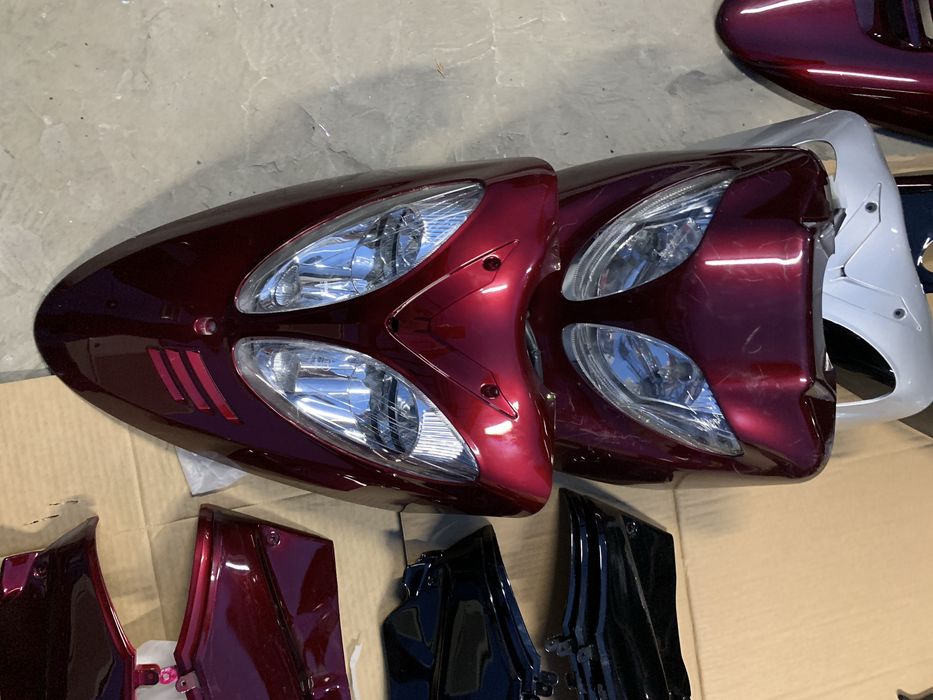 Пластик облицовка пластмасса для скутера