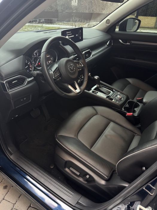 Продам Мазду сх5 2024