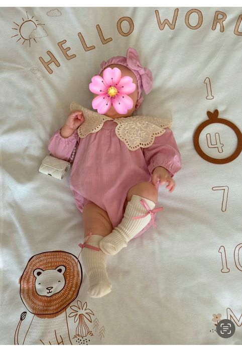 Сумочка біла.