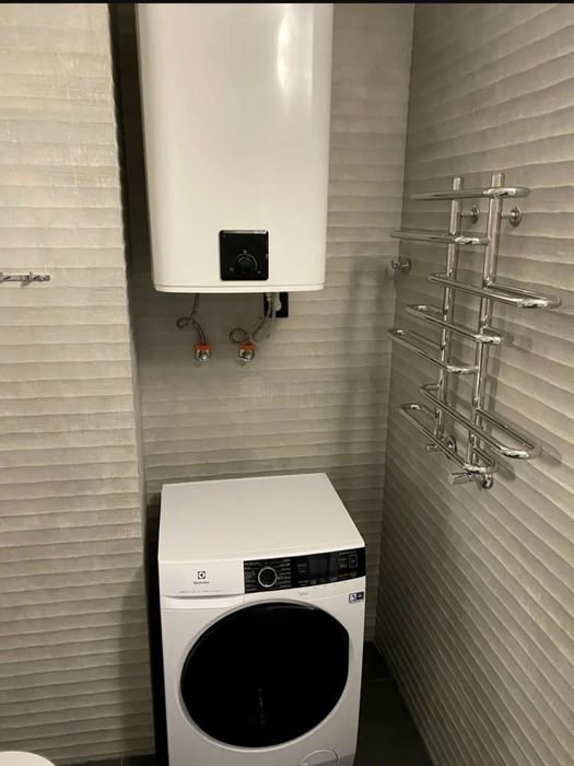 Здам 1км.Квартиру Джона Маккейна вул. (Івана КУДРІ), З-А