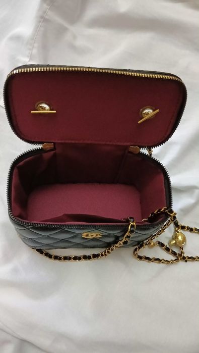 Сумочка в стилі Chanel