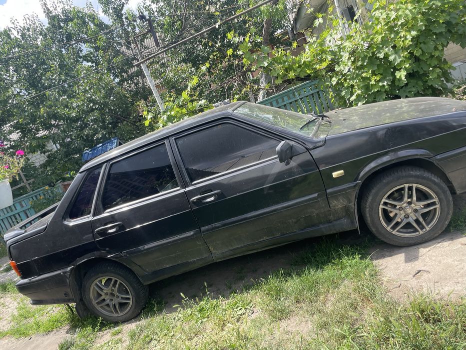 Продам ваз 2115 на ходу в хорошому стані