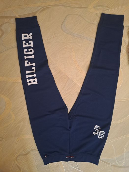 Костюм новий оригінал Tommy Hilfiger 152 розмір для дівчинки