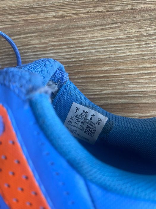 Buty Puma do grania w piłkę rozm.40,5