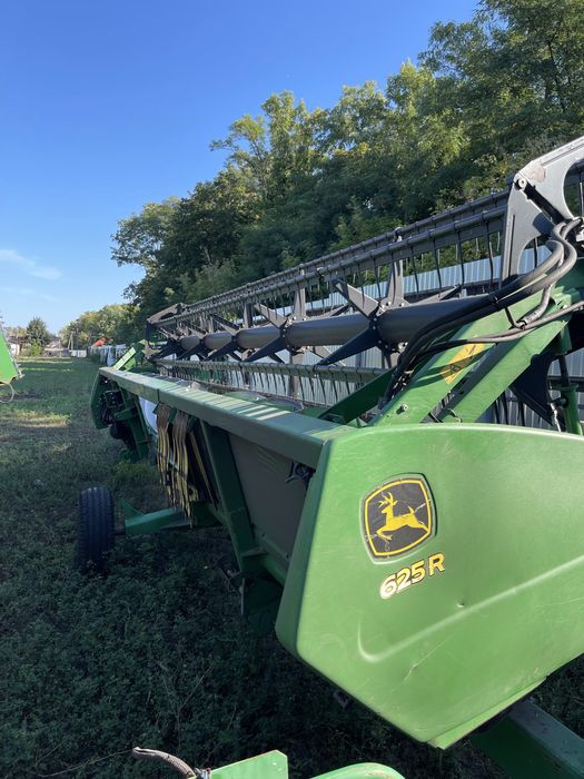 Комбайн John Deere T 660 + жатка 625R