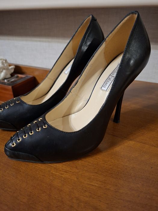 Продам взуття жіноче б/у у гарномустані