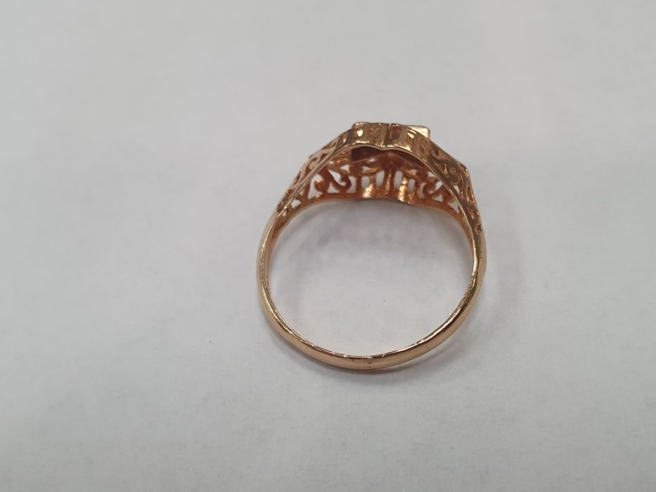 II poł. XX wieku! Złoty pierścionek/ 750/ 2.40 gram/ R17