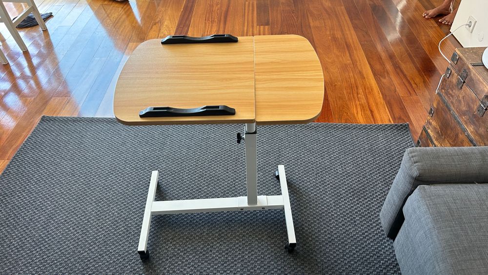 Mesa de apoio multifuncional