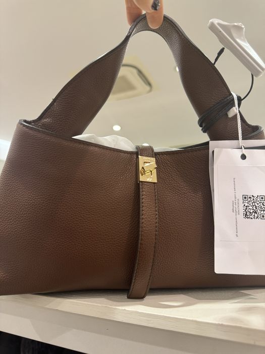 Сумка с натуральной кожи maxmara weekend