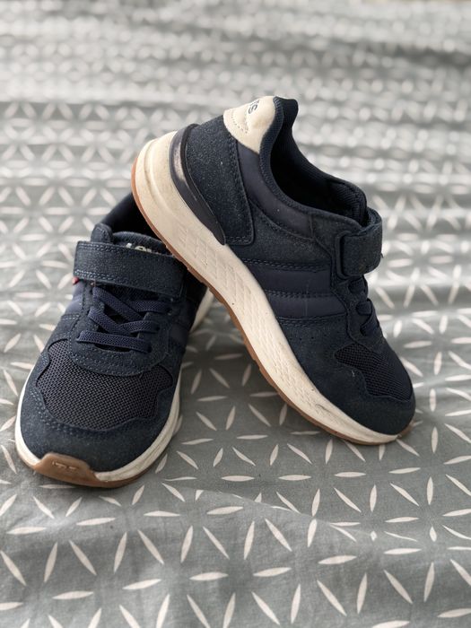 Кросівки Levis 29 р