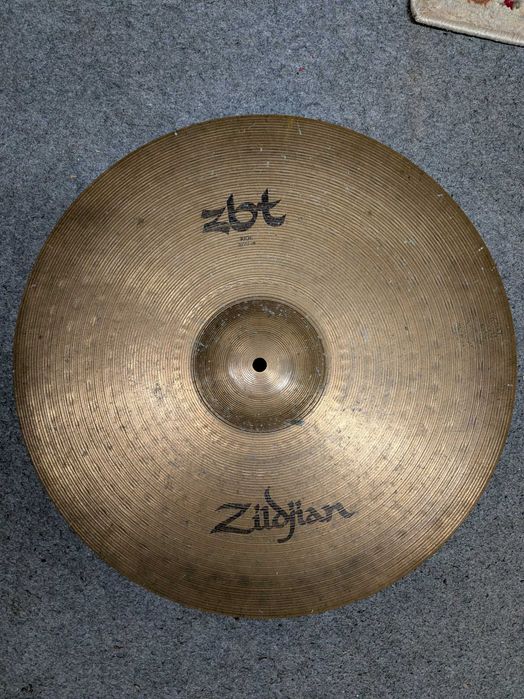Prato de bateria Ride Zildjian ZBT 20"