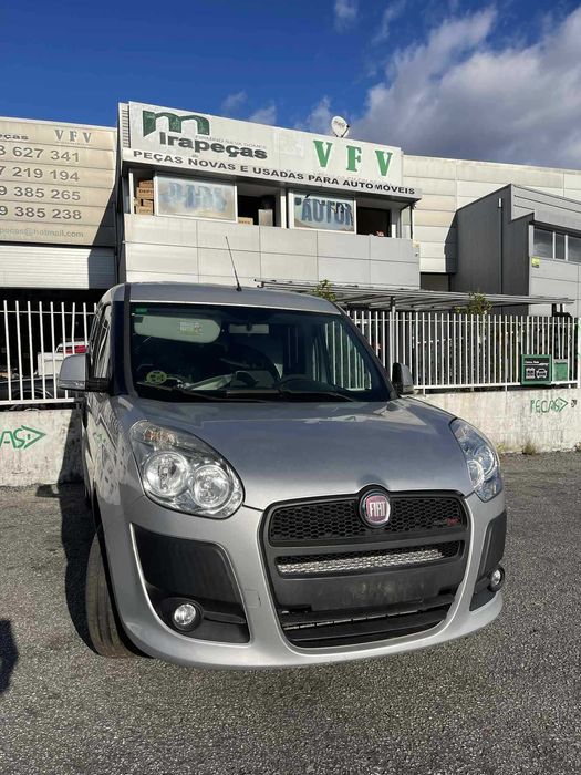 Fiat Doblo 2013 para peças!
