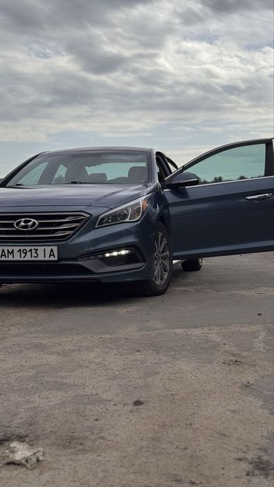 Продам авто  Hyundai Sonata 2015