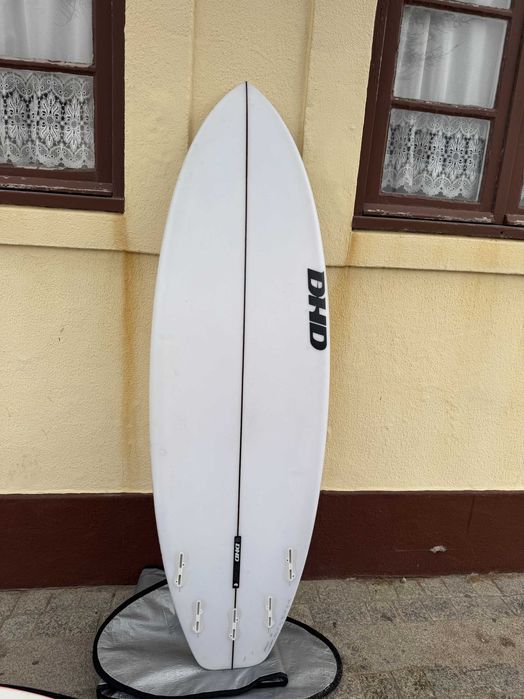 DHD Phenix Surfboard 6'0 38L LIKE NEW