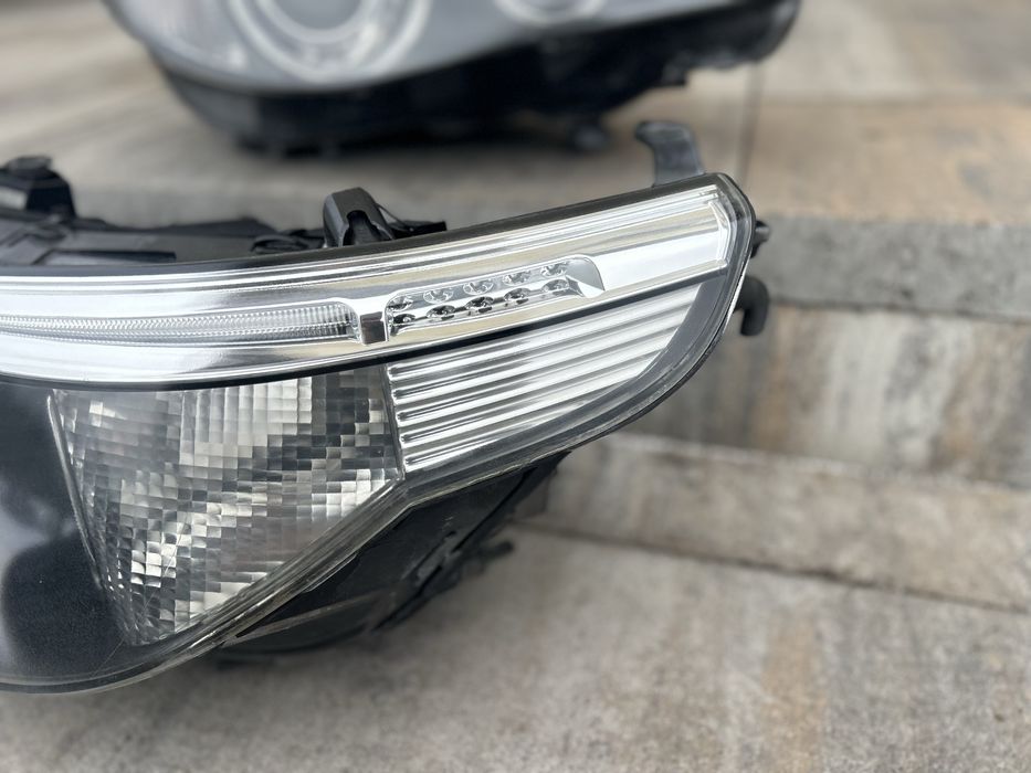 Lampy przod przednie e60 e61 xenon D2S NIESKRETNY  komoletny duzo zdje
