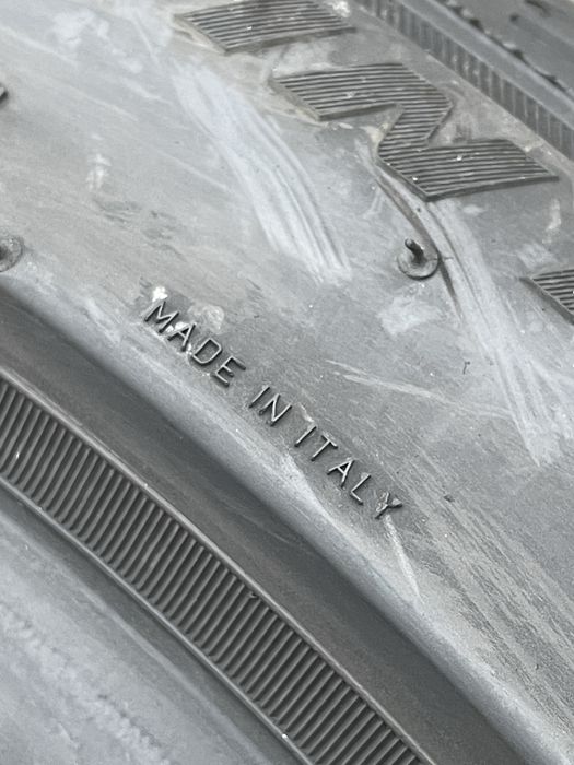 245/40 R18 Pirelli Winter Sottozero 3 / 2шт./ 2024 рік.