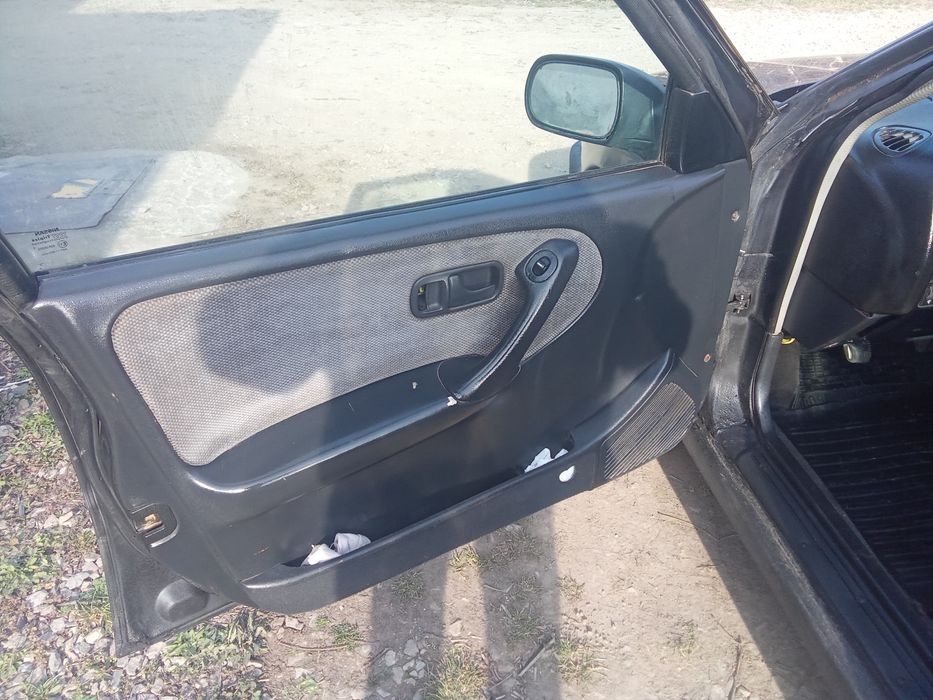 Продам нісана прімєра!