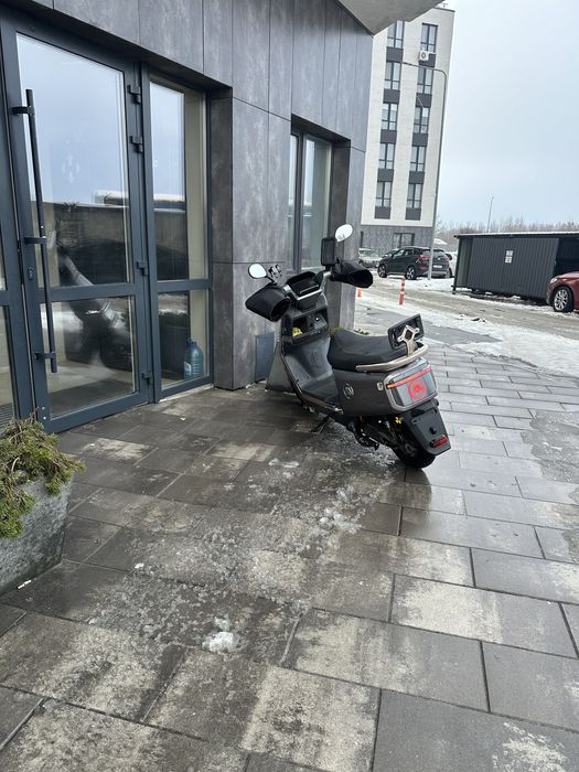 Читайте описание Электроскутер AIMA 700 запас хода 200+км съемний акум