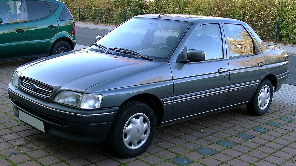 Ford Orion 1.8 D bom estado