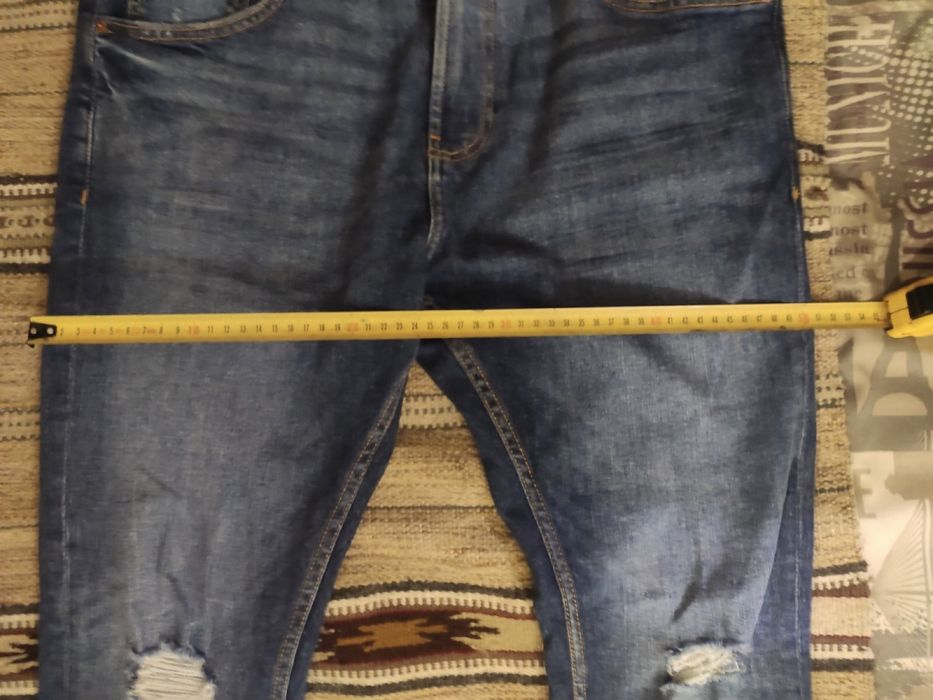 Джинсы мужские Bershka