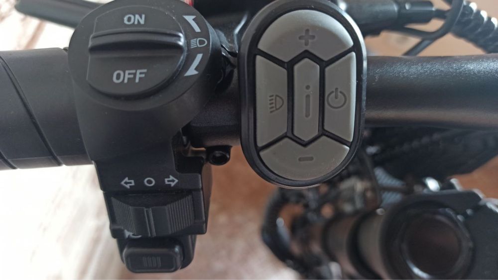 Електричний позашляховий фетбайк OUXI GT-2000