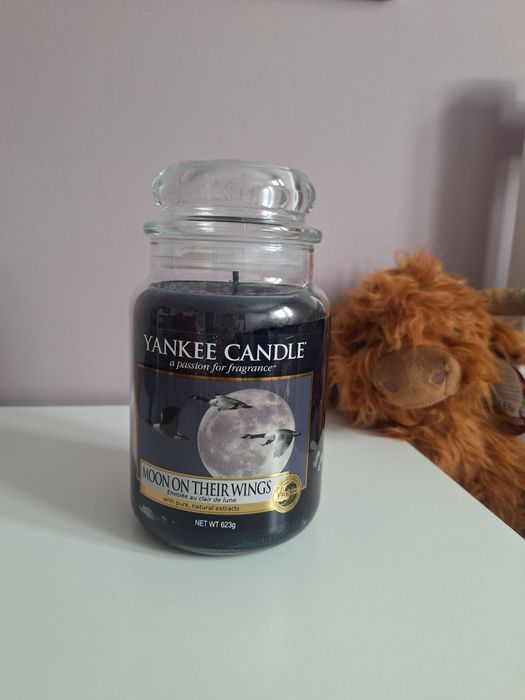 yankee candle Moon on their wings 623g nowa