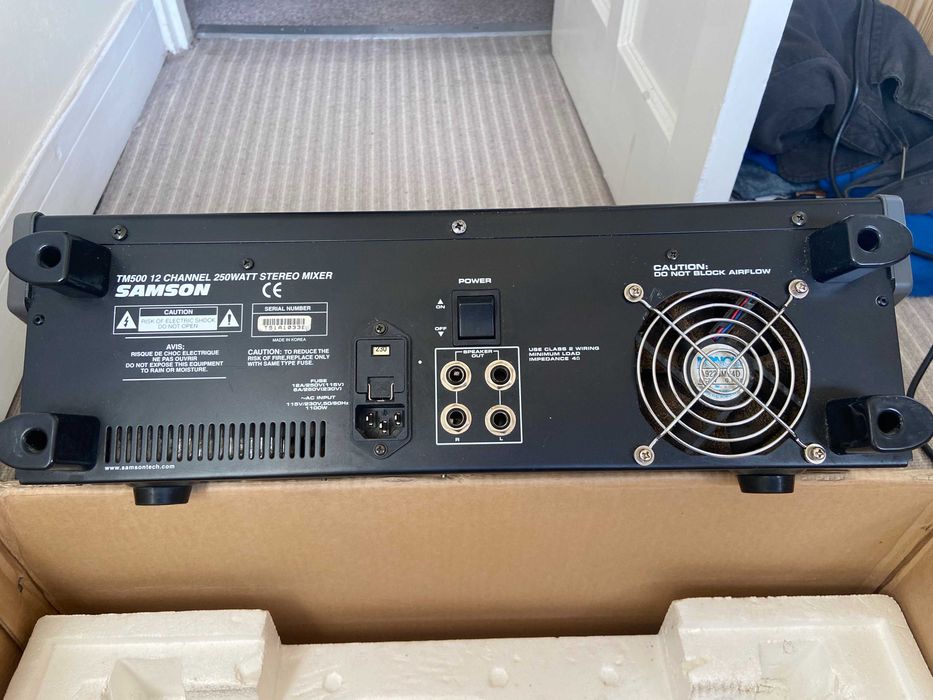 Samson TM500 mixer ze wzmacniaczem