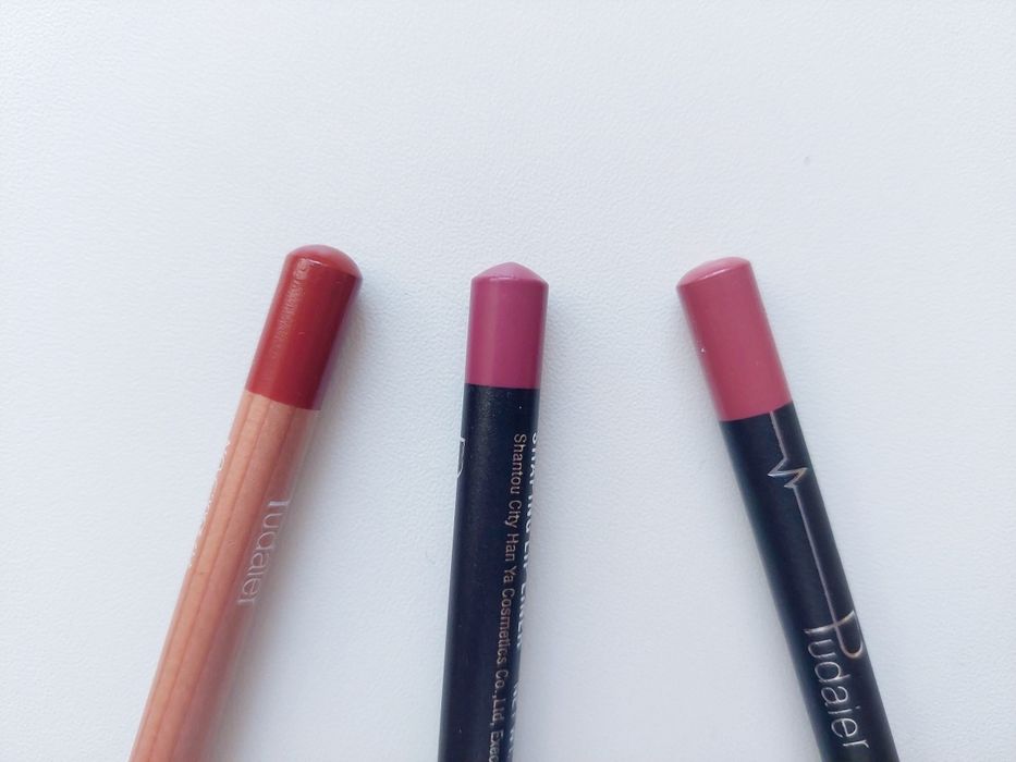 Konturówka do ust kredka do ust