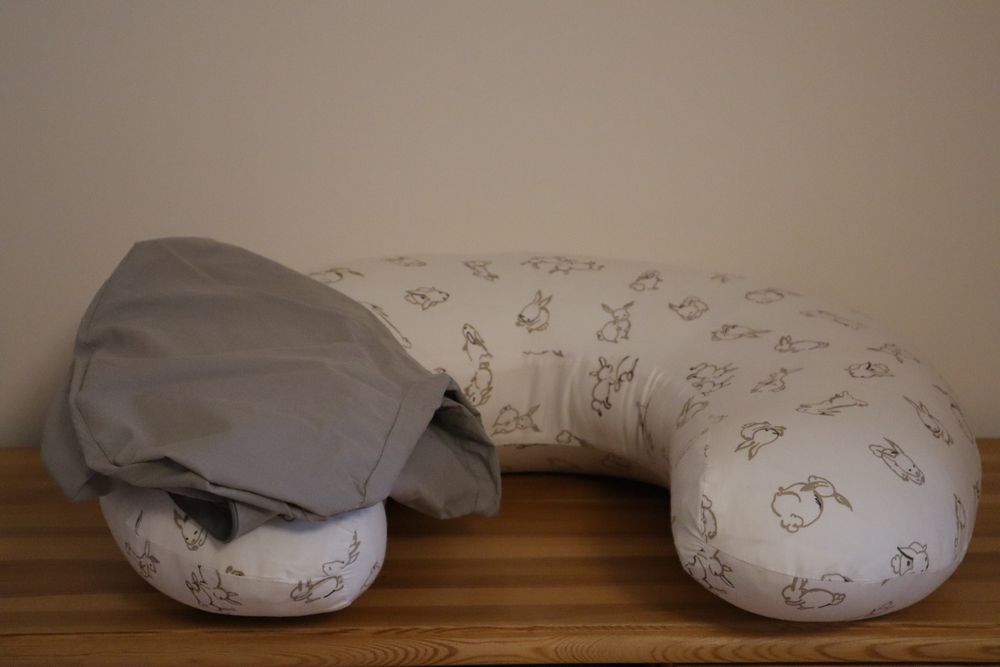 Poduszka do karmienia ikea